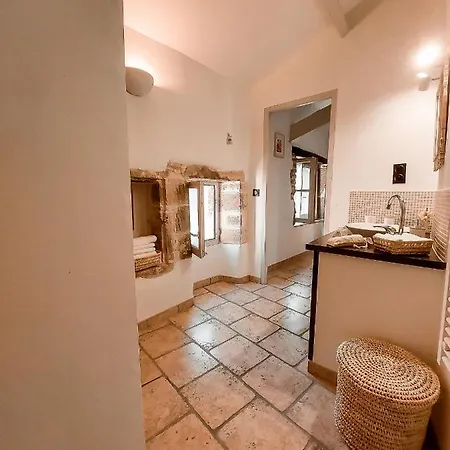Les Lauriers Roses - 4* بارجاك
